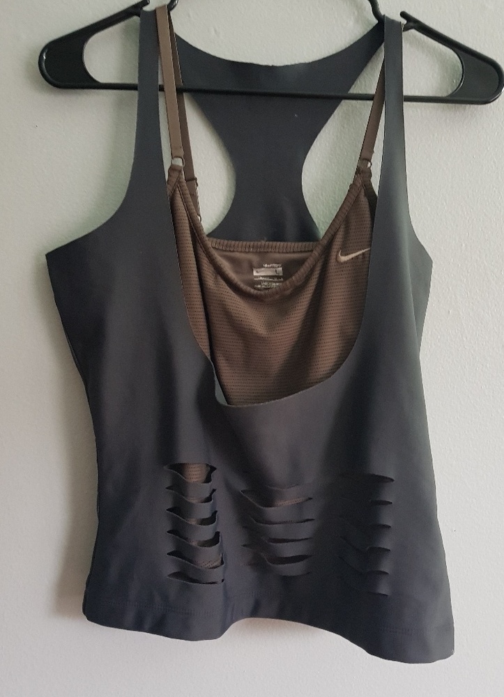 Nike sports tank